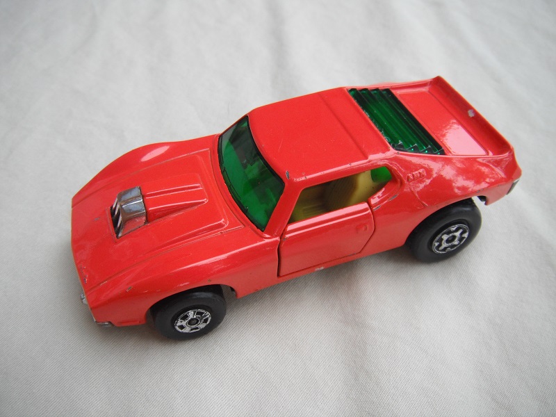 5. Red body/silver Speed Kings base/yellow interior/dark green windows/no labels.