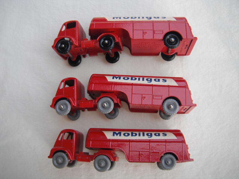 M8A Mobil Gas Petrol Tanker wheel variations.jpg