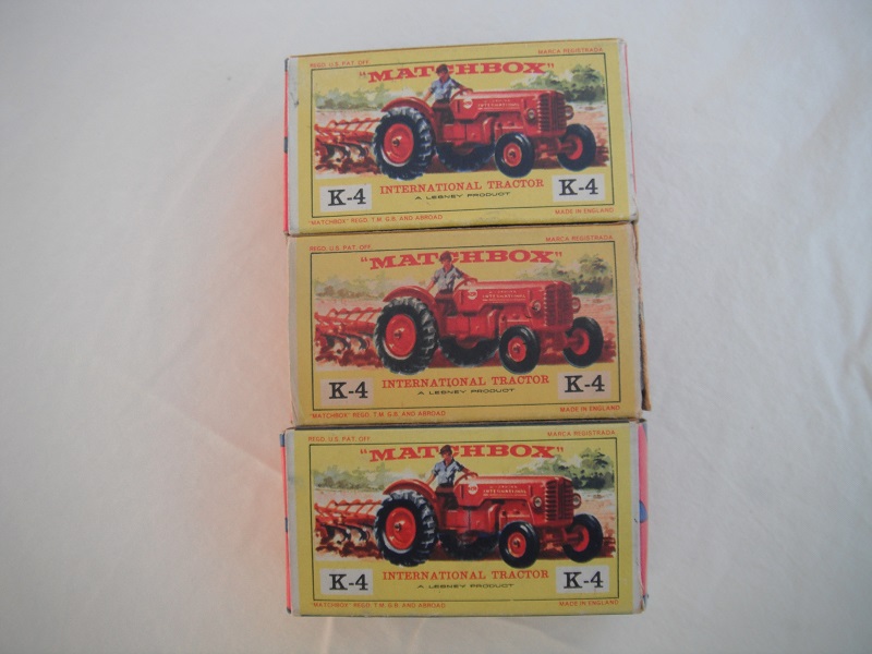 K4A International Tractor box pic#3.jpg