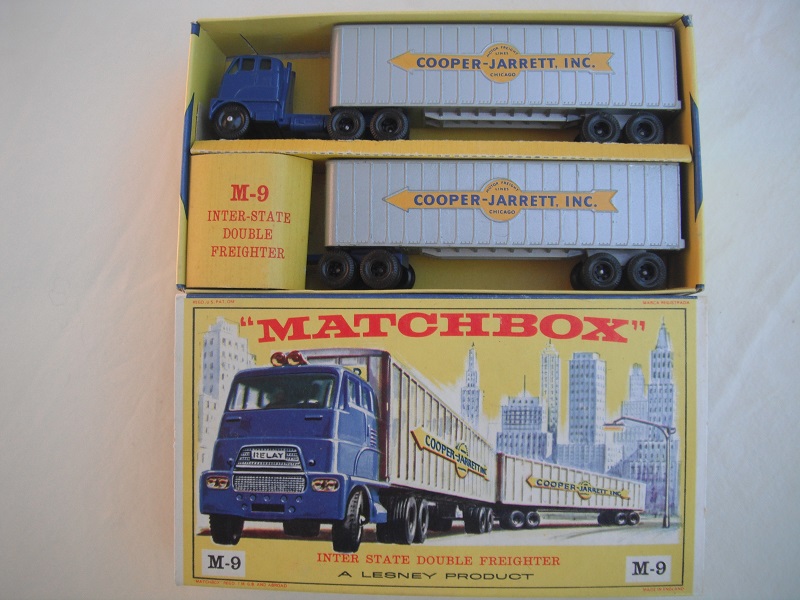 M9A Interstate Double Freighter box pic#2b.jpg