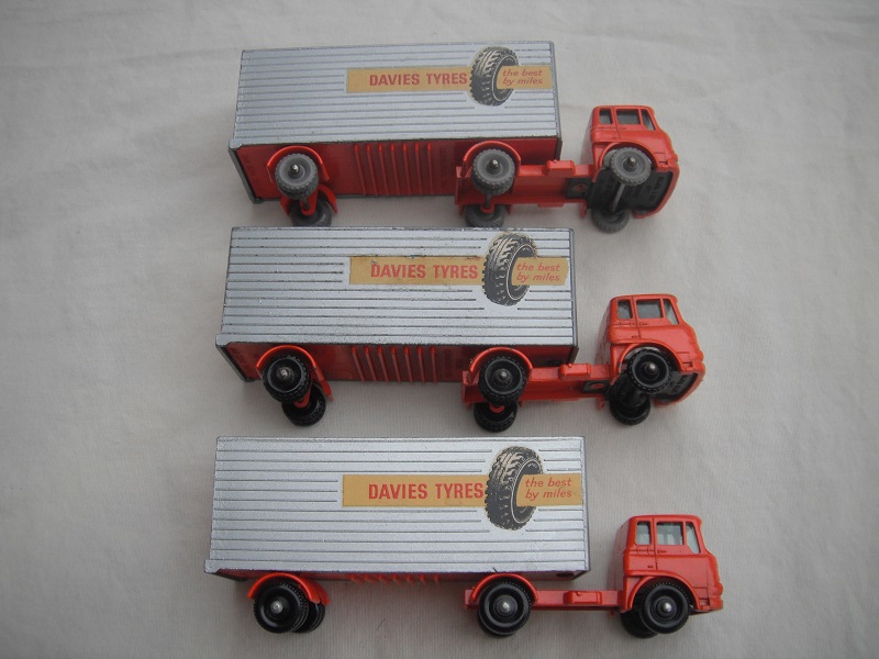 M2B Bedford Articulated Freight Truck wheel variations pic#2.jpg