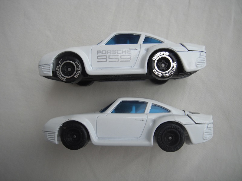 SP13&14A Porsche 959 white body wheel variations.jpg