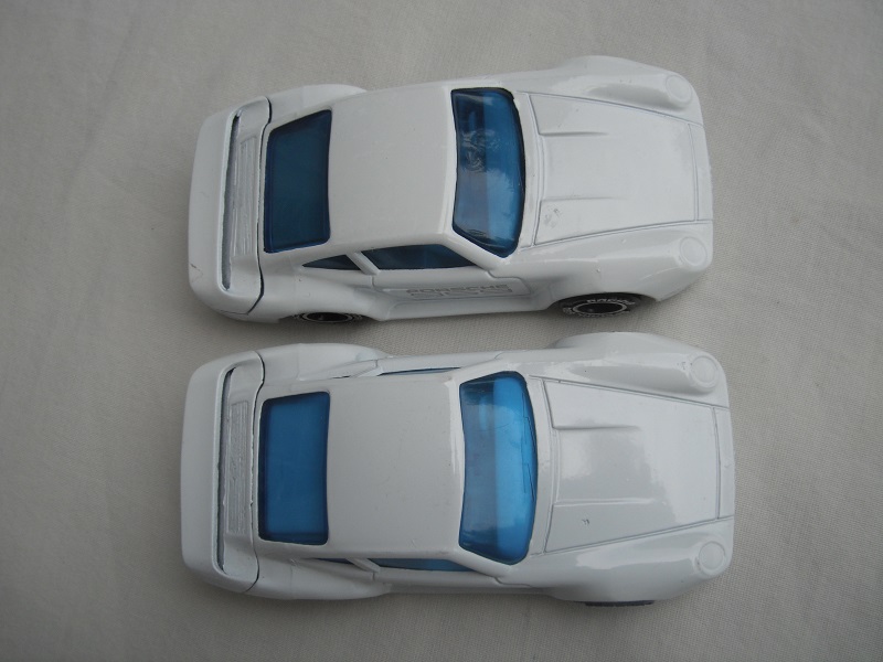 SP13&14A Porsche 959 blue or dark blue windows.jpg