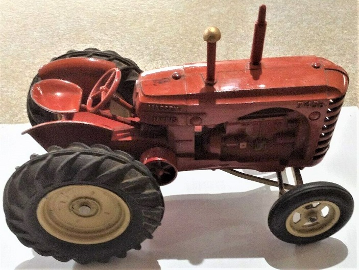 0 Offside view of Massey Harris tractor.jpg