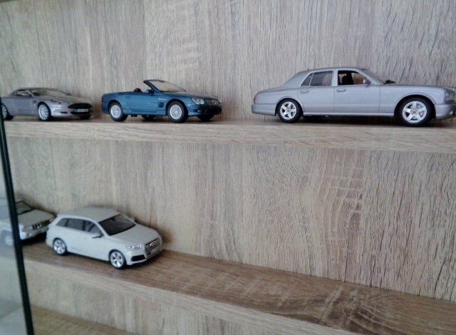 1.43 cars 010 (640x470).jpg