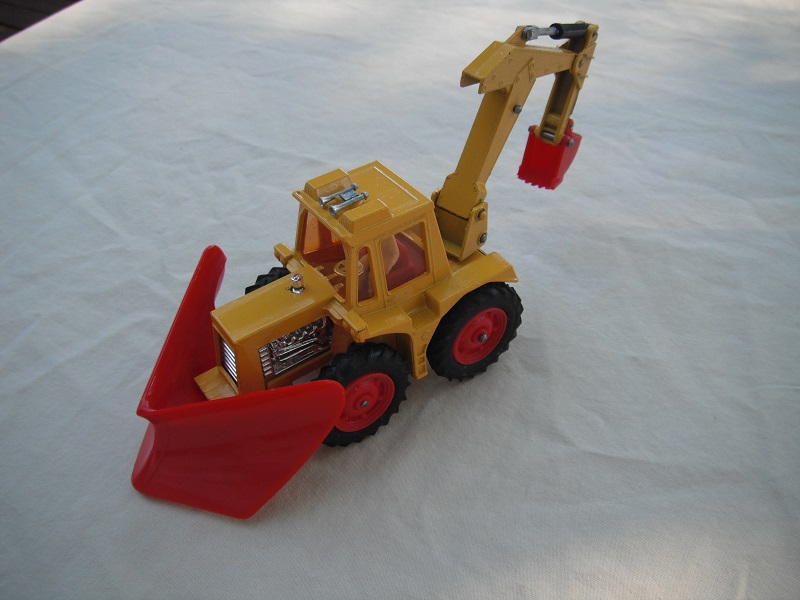 15.Dk.yellow tractor/red plow/yellow backhoe &amp; red scoop/clear windows/thin tires/dk.red hubs/dk.red int/1984 England cast.