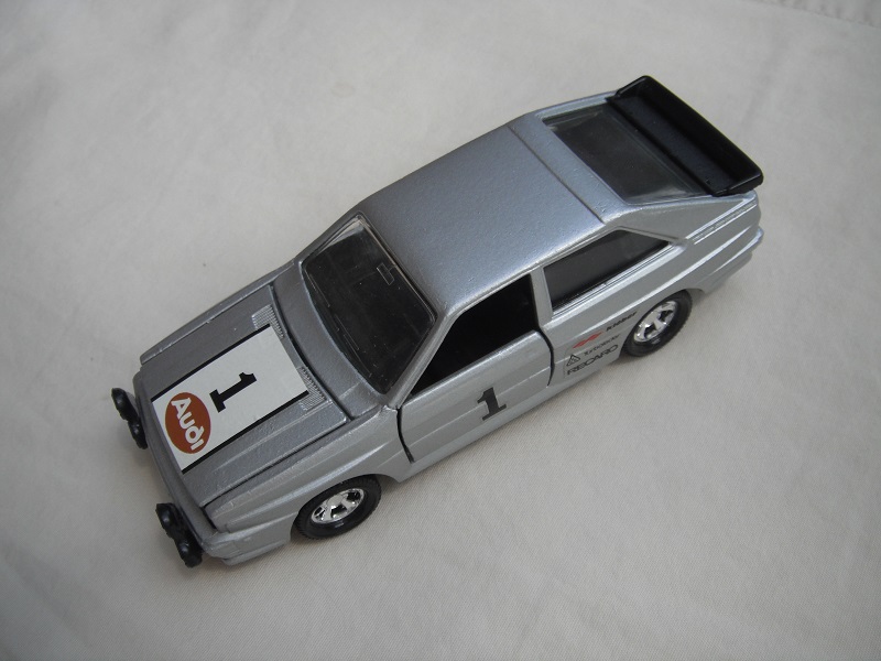 3. Silver body/black England base/5 spoke mag wheels/clear windows/Audi &quot;1&quot; on hood and side doors.