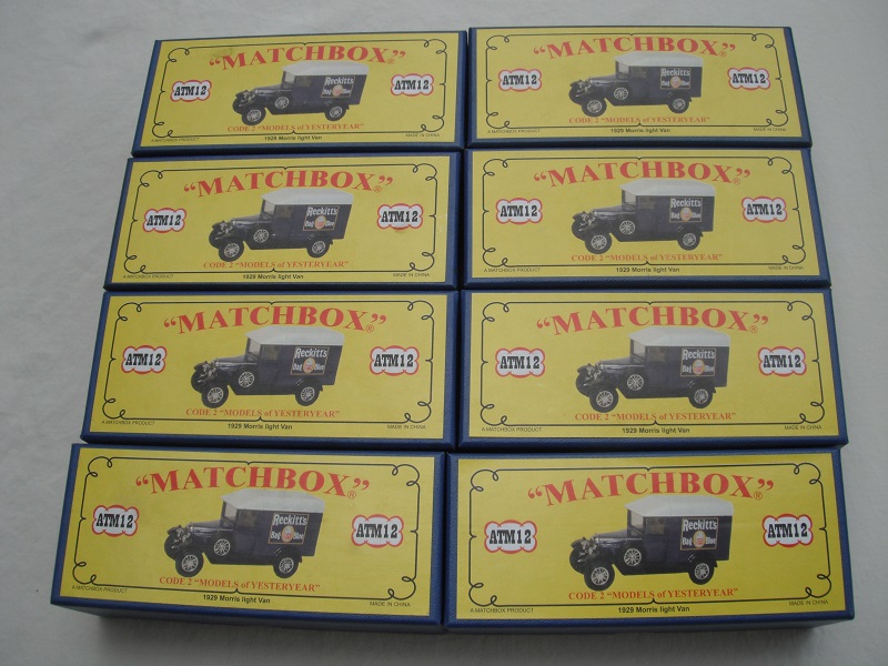 ATM12 1929 Morris Light Van Reckitts boxes.jpg