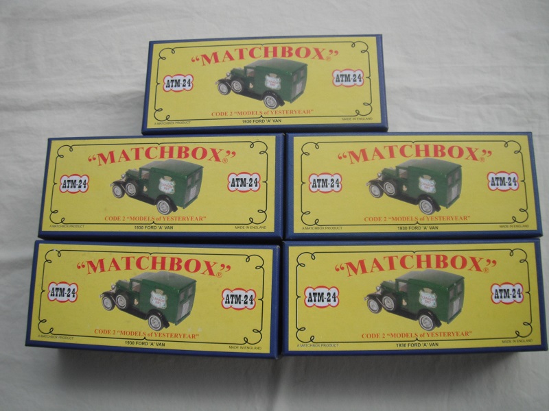 ATM24  1930 Model A Van Canada Dry boxes.jpg