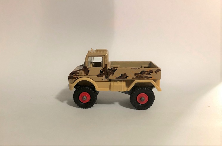 Hotwheel unimog.jpg