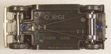 Corgi Cameo Ford Model 'T' Van.jpg