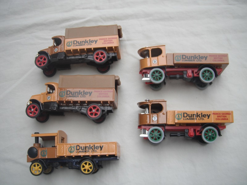 ATM27  1918 Atkinson Steam Wagon Dunkley Lumber side pic#1.jpg