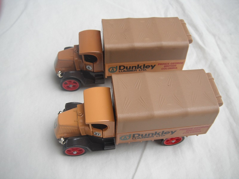 ATM27  1918 Atkinson Steam Wagon Dunkley Lumber -  Mack trucks.jpg