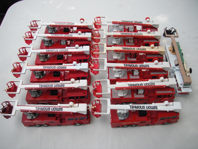 K39B Snorkel Fire Engine group pic#3.jpg