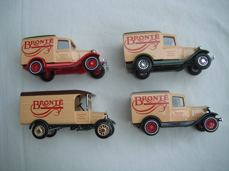 ATM16 1930 Ford Model 'A' Van Bronte Bakery side pic#2.jpg