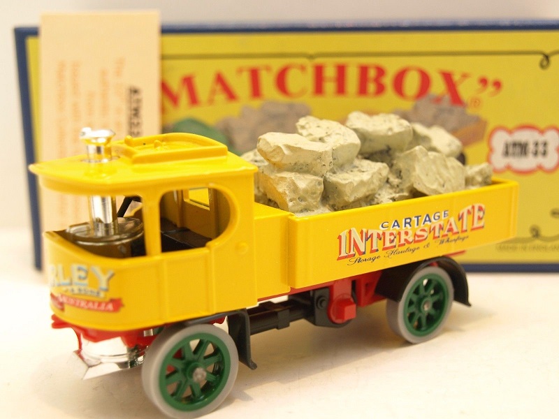 ATM33 1918 Atkinson Steam Wagon 'T. Varley' yellow.jpg