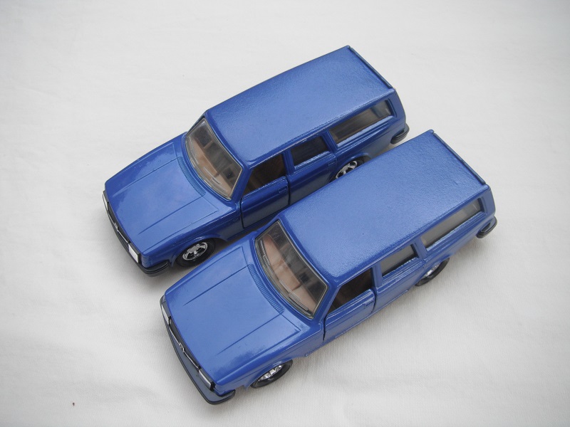 K74A Volvo Estate blue body brown interior Lesney or Matchbox base pic#1.jpg