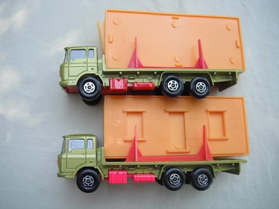K13B Building Transporter red or flurescent red base variations1b.jpg