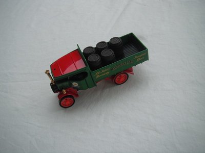 11.Foden Steam Wagon/green cab &amp; bed/red roof/red chassis/red base/YY027/SA/China/red Y spoke wheels.