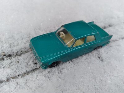 33B In Snow 800x600.jpg