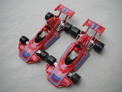 K72A Brabham BT44B England base rear wheel variations pic#1
