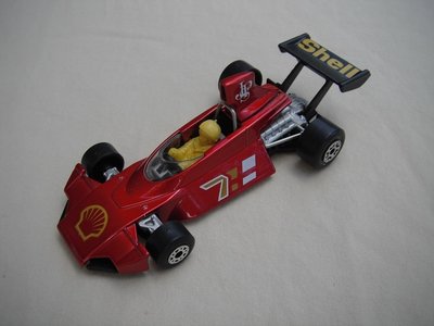 B15.Met.red body/gloss black base/dot-dash front, lrg 5 crown rear whls/blk airfoil/lt.yel driver/&quot;Shell&quot; logo &amp; JPS&quot; decals.