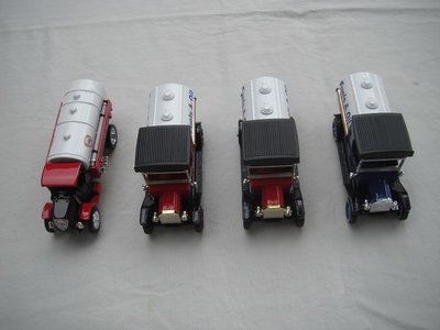 ATM 23: 1912 Ford Model &quot;T&quot; Tanker &quot;Fina Fuel &amp; Oil&quot; group pic#1