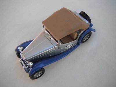 Y8-4 1945 MG 'TC' (silver body/blue base/tan roof &amp; seat/24 spoke BW wheels) 1 of 7 Ltd.Ed.