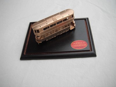 Y3-1 1907 London &quot;E&quot; Class Tramcar repainted in gold 1 of 12.