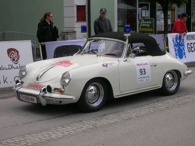 Porsche 356 Polizei.JPG