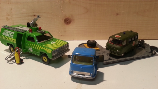 Corgi Aug 2015 1.jpg