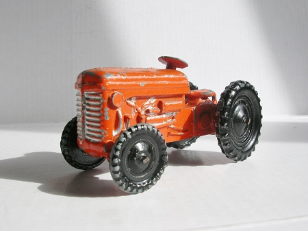 Massey Tractor (450x337).jpg